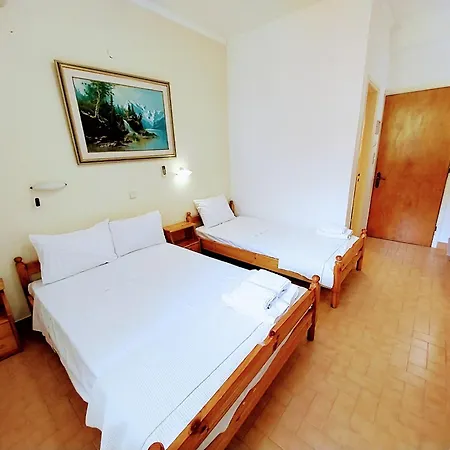 Makis Apartment Katelios